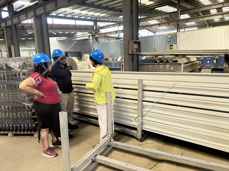 Botswana detachable container bar Botswana detachable container bar