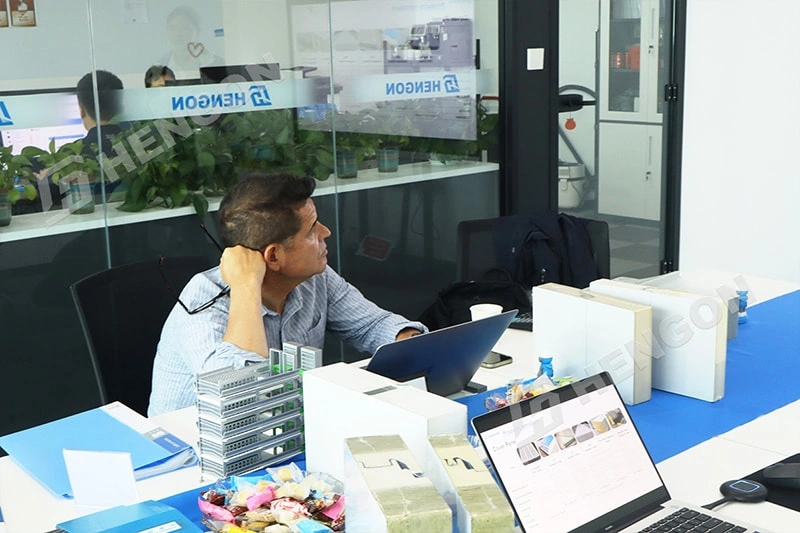 Chilean Client Discusses Warehouse and Cold Storage Projects with Hengon Chilean Client Discusses Warehouse and Cold Storage Projects with Hengon
