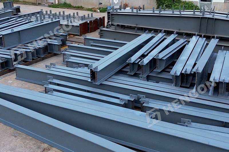 Structural Steel and Light Gauge Steel: What Sets Them Apart