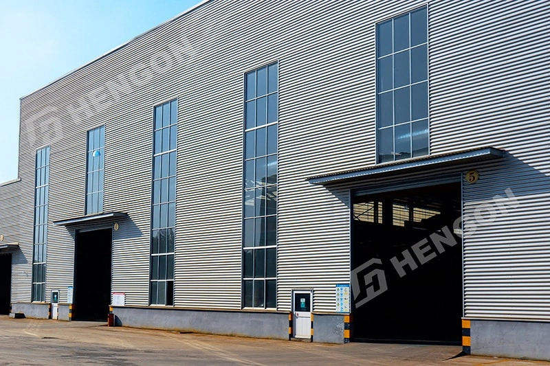 Steel Structure Homes in Uruguay: Durable Housing by HENGON